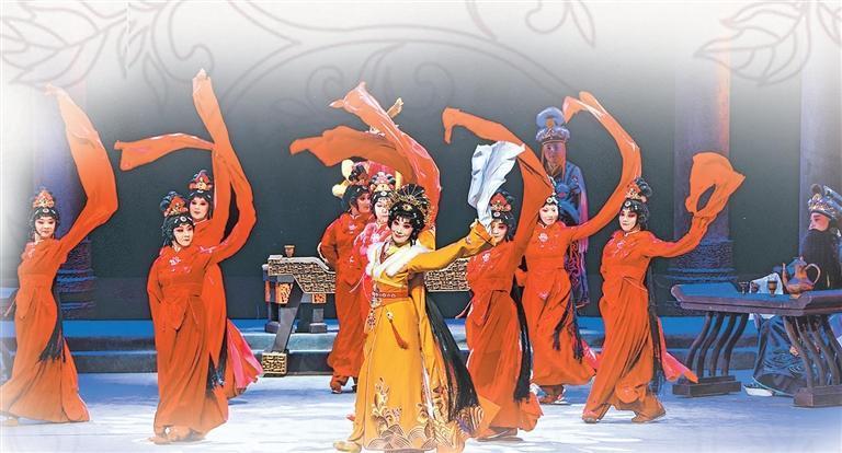 京剧《凉州辞》剧照　殷旭