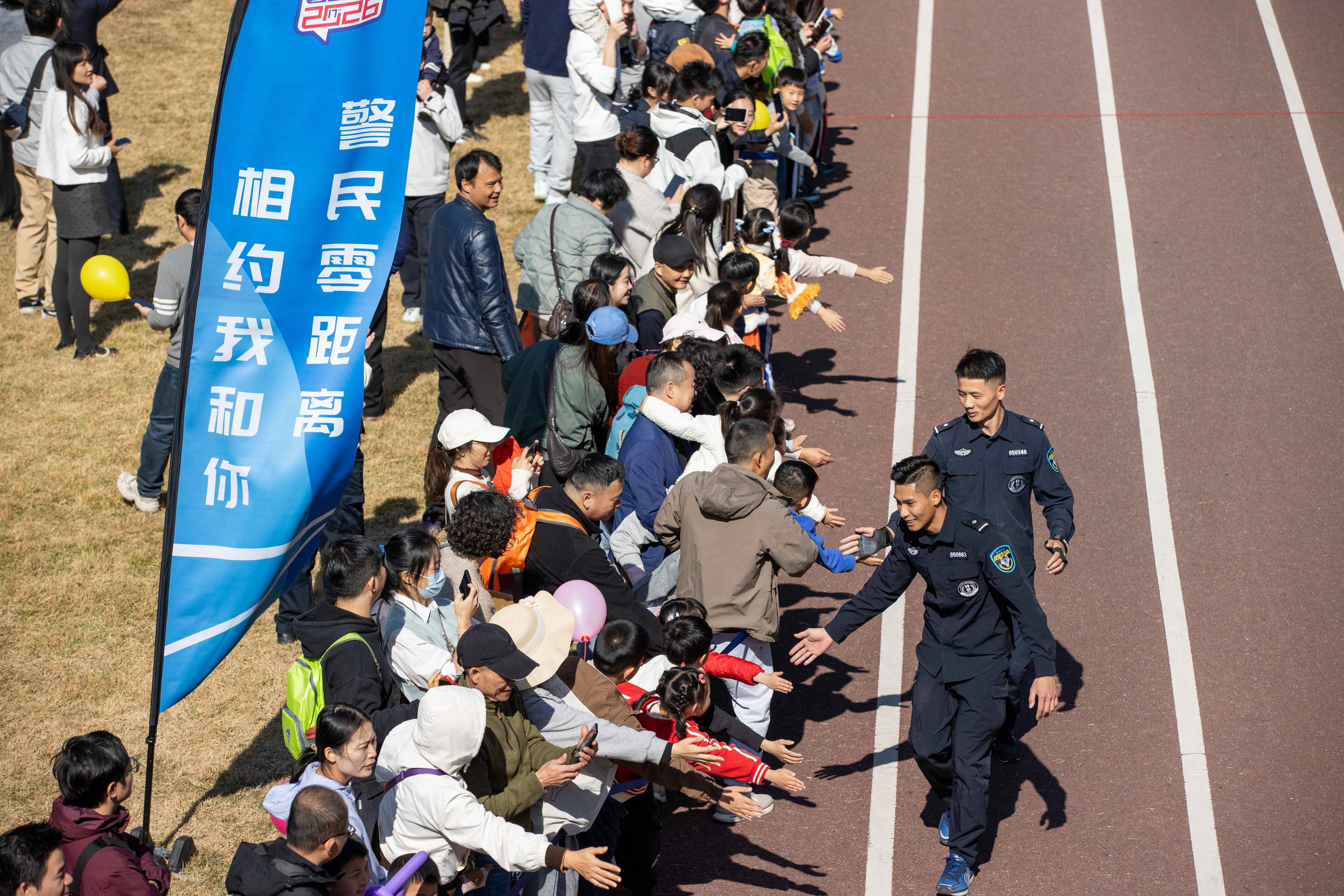 深圳少年警营:“三位一体”教官体系构建青少年教育新标杆
