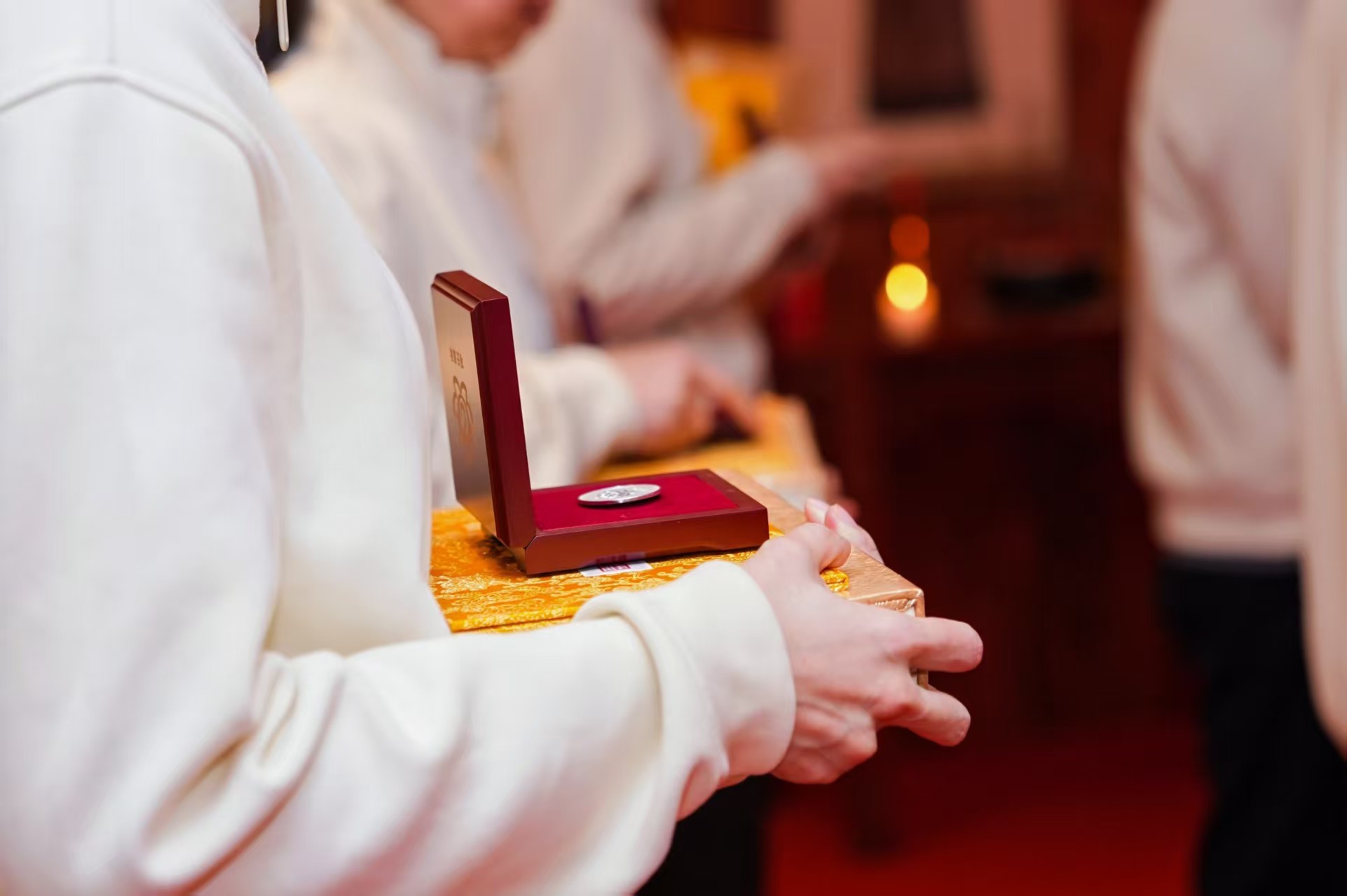 金针传道 明德承新——2026年乙真堂项金明医生收徒仪式圆满举行