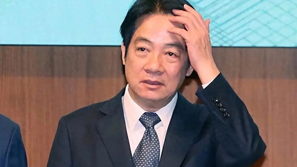 民进党民代踩两岸红线后秒撤案，邱毅：赖清德是个胆小的龟孙子