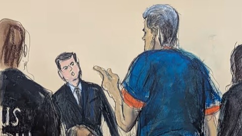 出庭时遭抗议者当面抨击,马杜罗回击