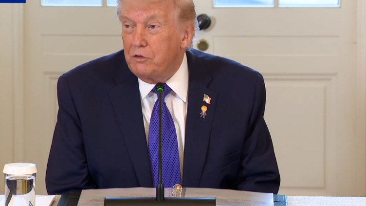 凤凰早报|委否认代总统将访美;韩无人机入侵朝鲜领空