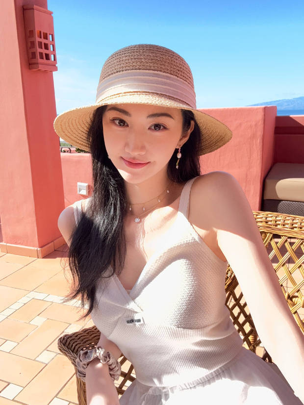 景甜松弛感拉满。