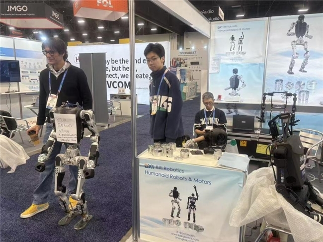 半醒具身旗下“精灵3”首次亮相CES