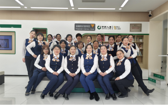 图：德州分公司运营服务部、消费者权益保护部成员