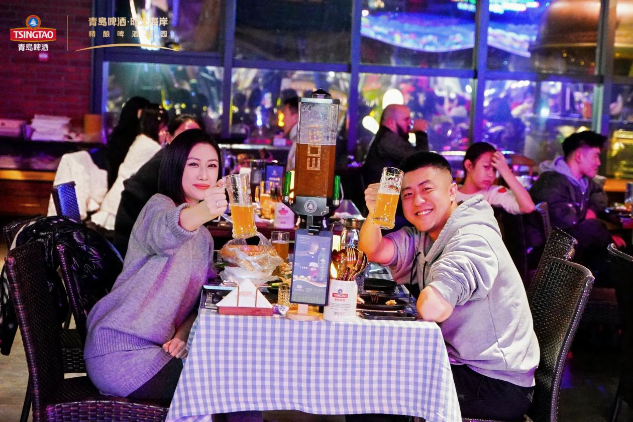 时光海岸点燃迎新狂欢,共赴“干杯2026”浪漫之约