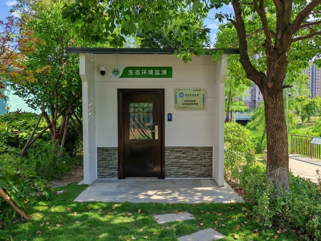 智能运维水质自动站外景.jpg