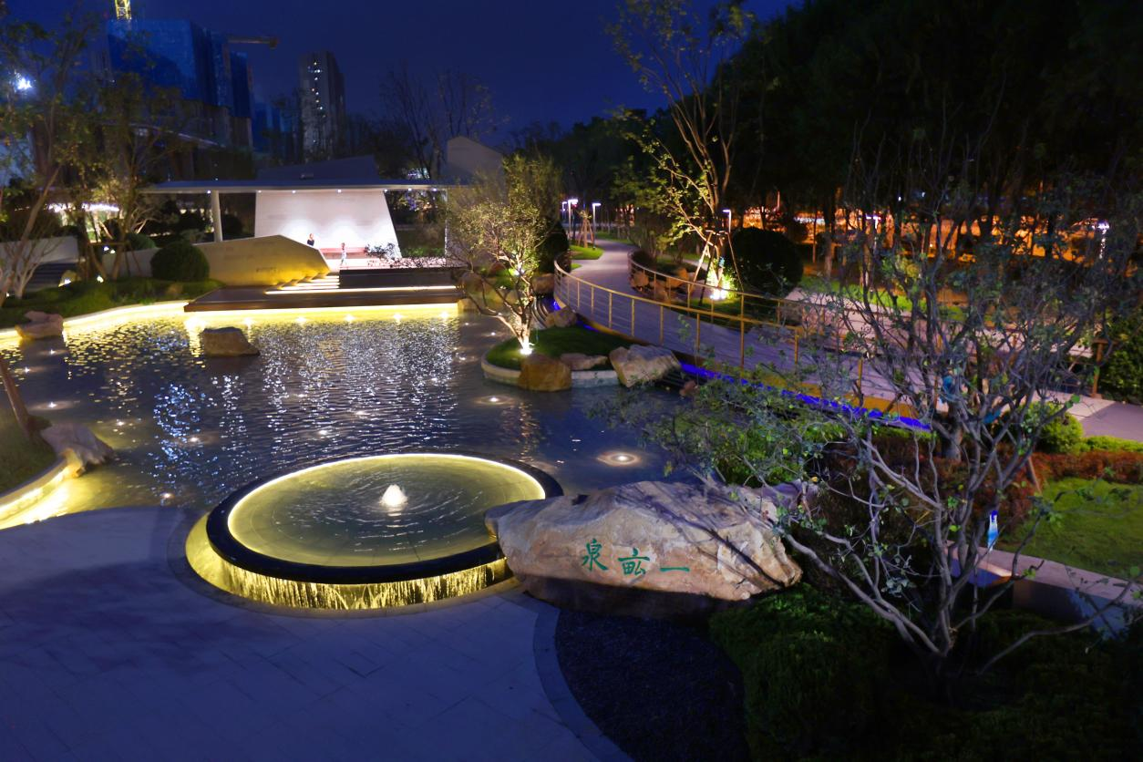 保定：“城在园中”的社区公园，“绿色客厅”印象山水公园