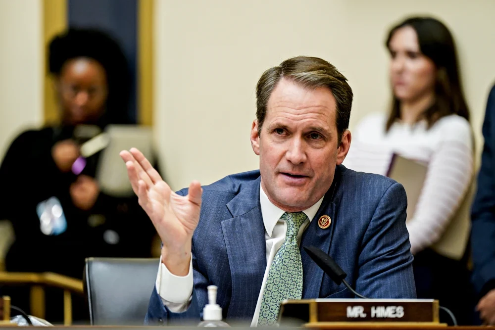 众议院情报委员会民主党领袖吉姆·希姆斯