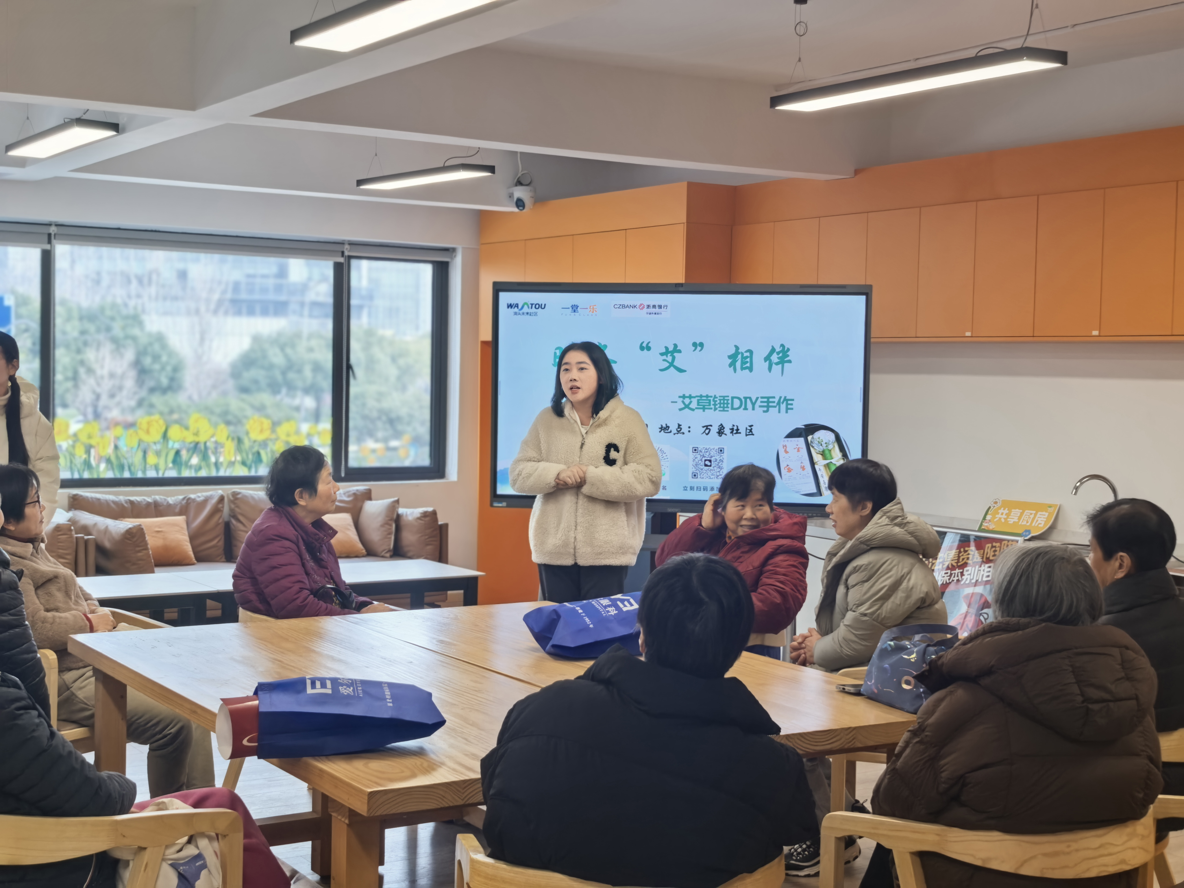 冬日寒意渐浓，青秀温情愈暖！“送健康、送温情”双重关怀礼包