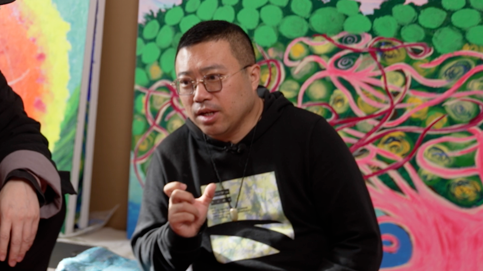 精神分裂症画家姜维：我不想当梵高，他太悲剧，“我只需要一支笔和一个本子，就是我生命的载体”