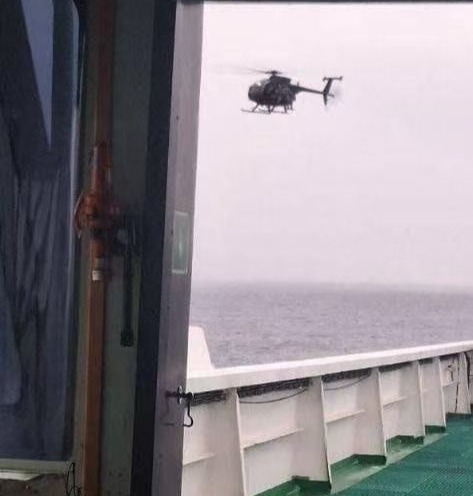 美军扣押一艘由俄军潜艇护航的油轮，俄媒：海盗行径