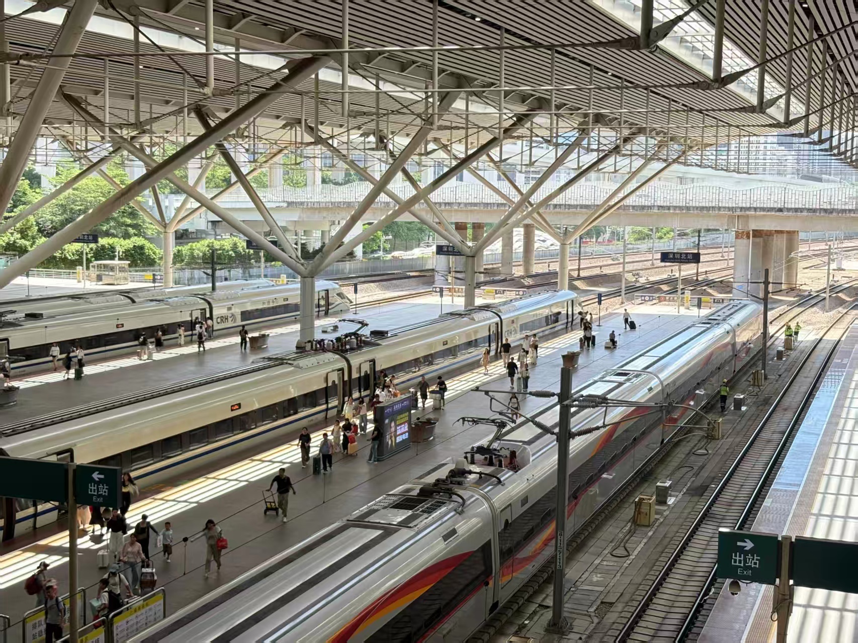 2025，数说深圳铁路  跃升的数字，温暖的旅程