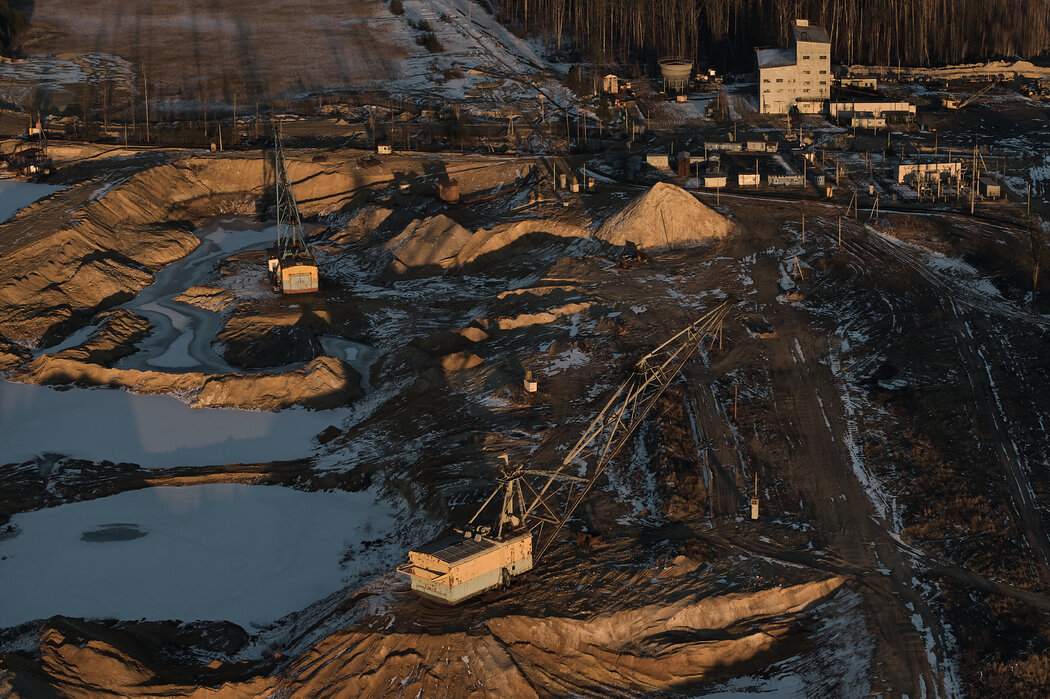 美媒：乌克兰将一大型锂矿开采权授予特朗普密友