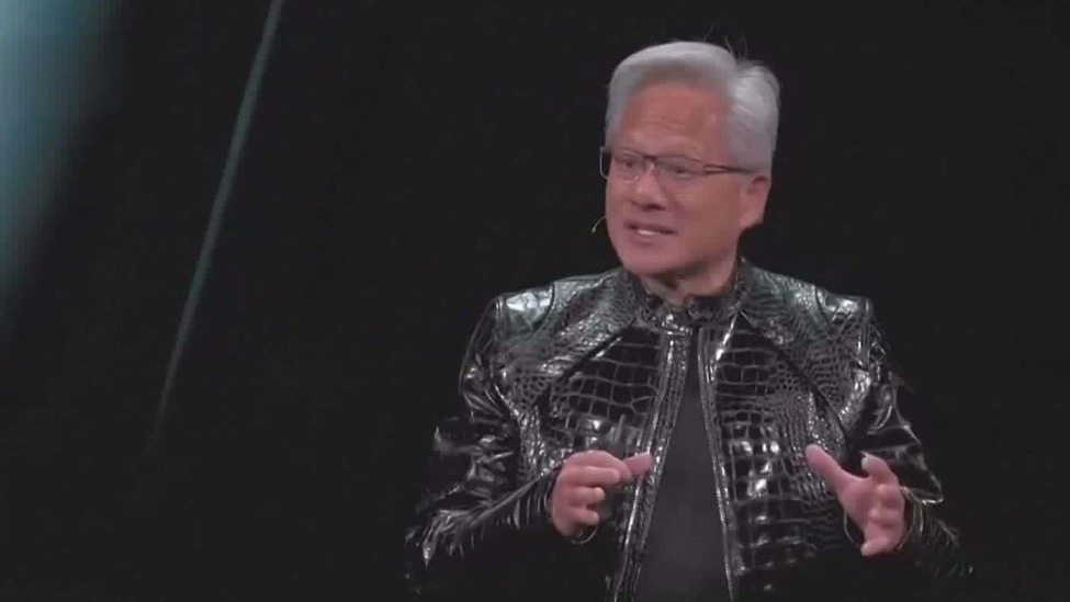 黄仁勋：“美中脱钩”论天真且不符常识