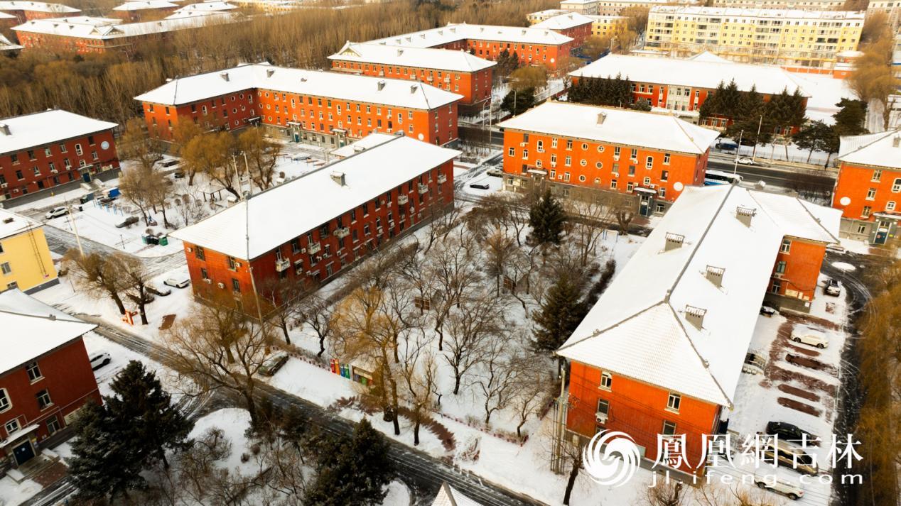 位于长春汽开区的“一汽红房子”雪景，这里藏着中国汽车工业的初代浪漫。