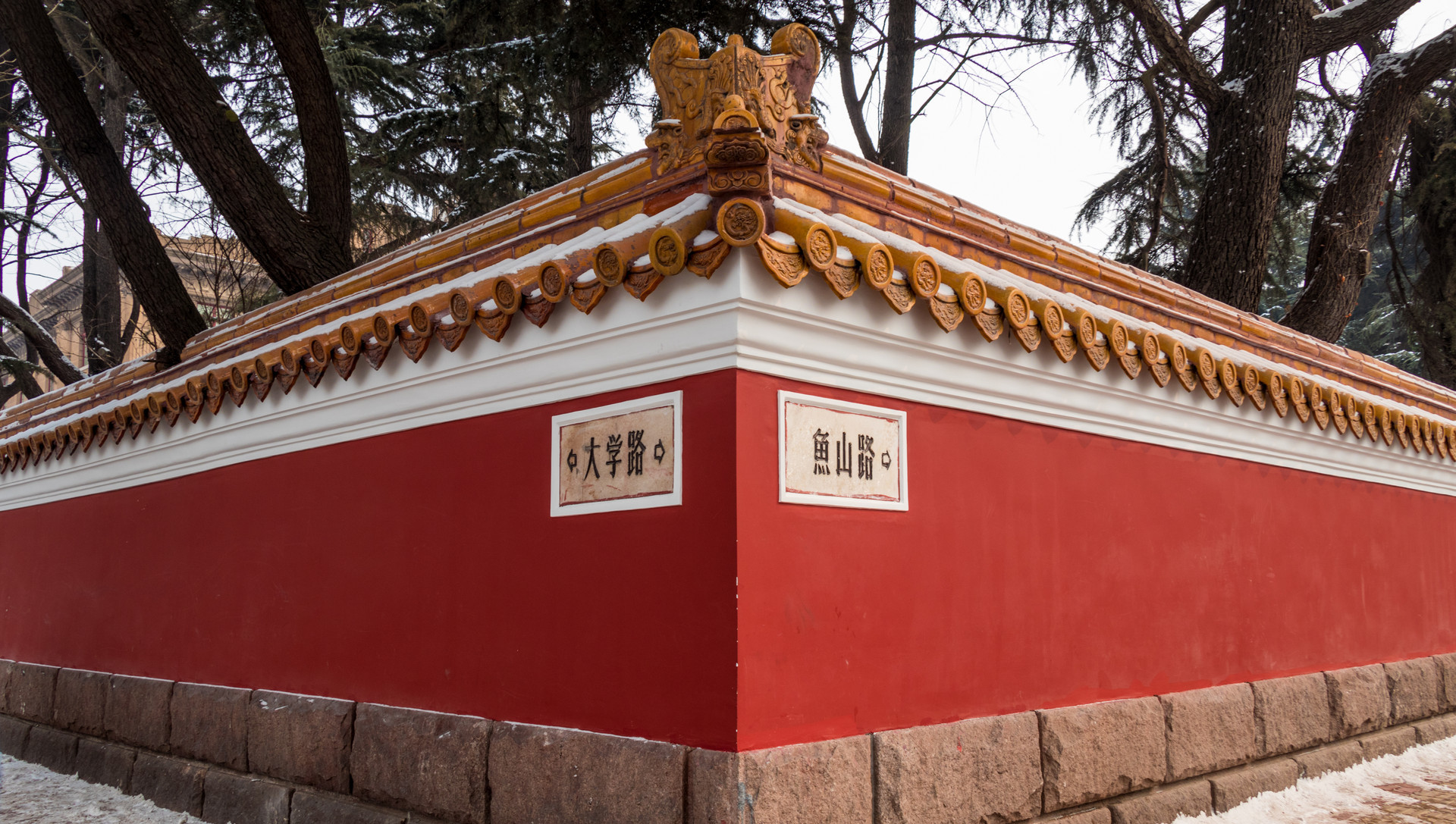 文艺韵味与市井烟火相融 青岛老城区元旦假期人气爆棚