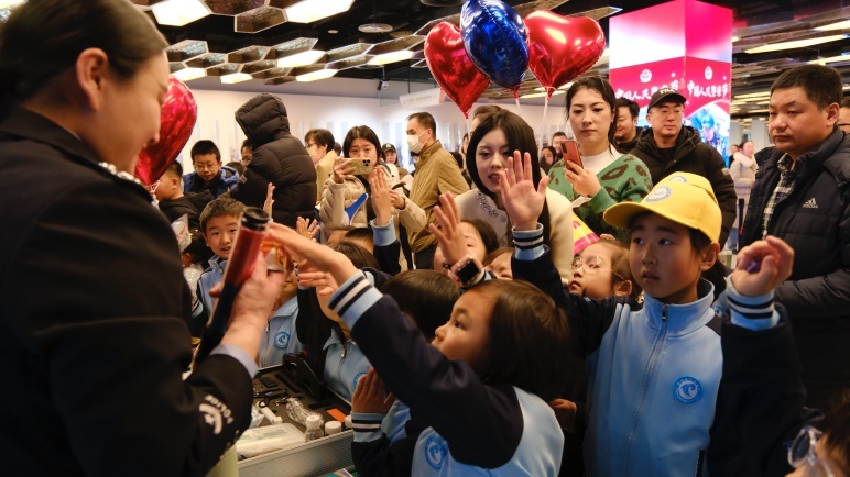 一次主题宣防活动，开启警民双向奔赴