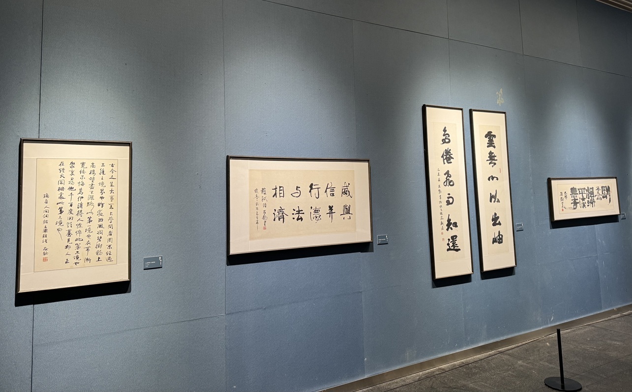 “刘左钧中国画展”于长沙李自健美术馆隆重开幕