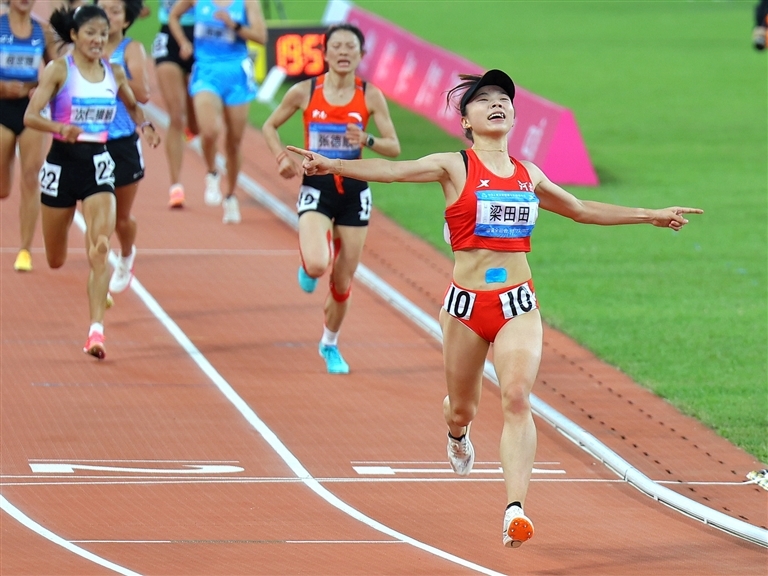 全运会田径冠军梁田田。胡斌 摄