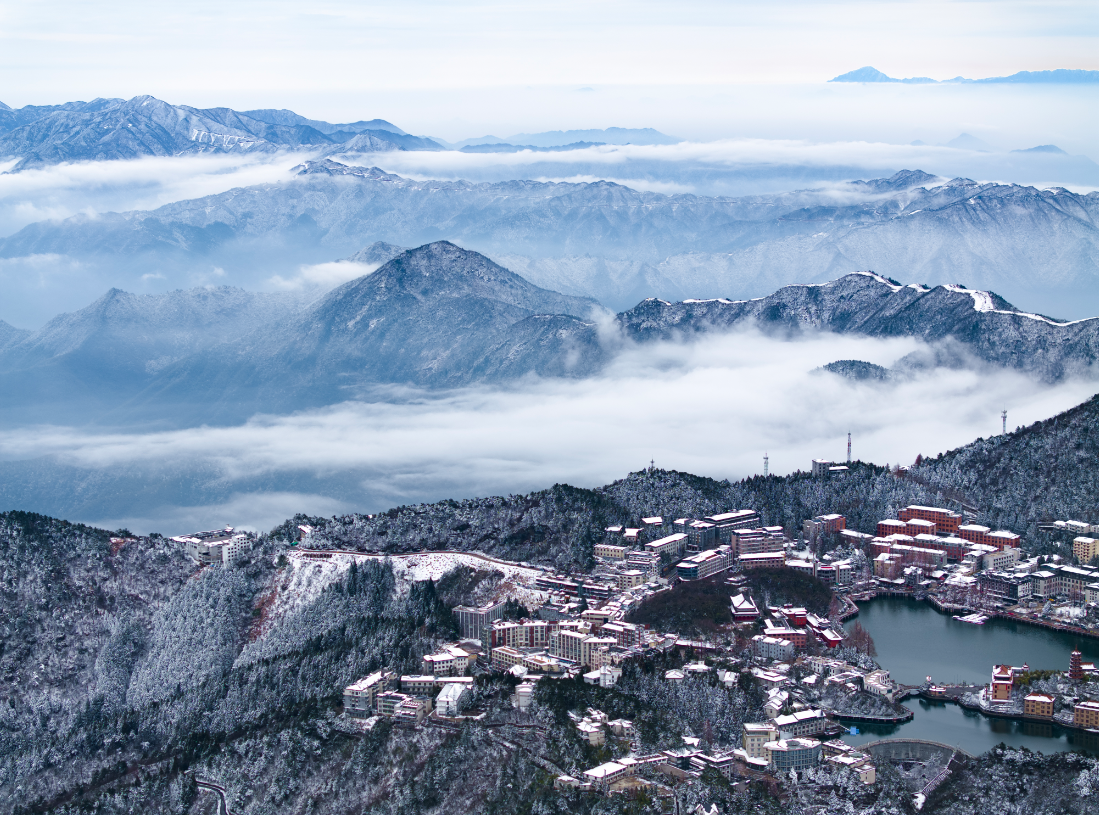 江西武宁：雾凇映云海 雪域绘仙境（图）