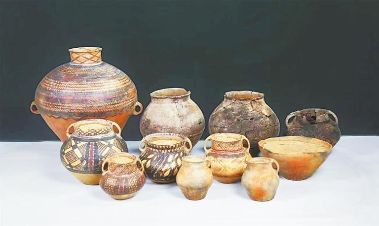 寺洼遗址出土的陶罐