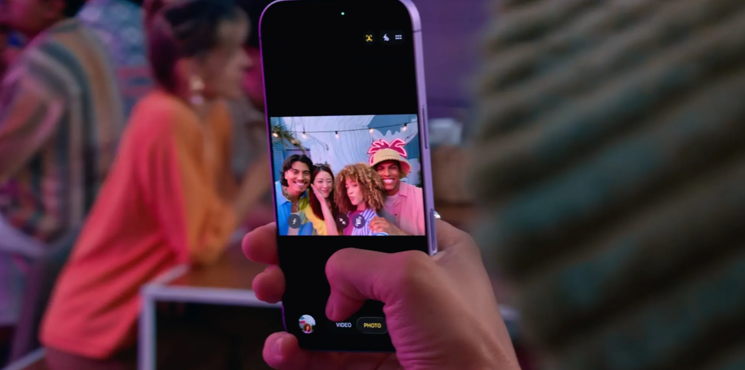 摄像头支持人物居中