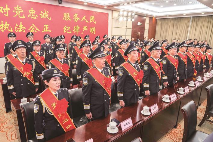 楚天都市报极目新闻记者肖颢 通讯员陈善文 冯威摄影报道