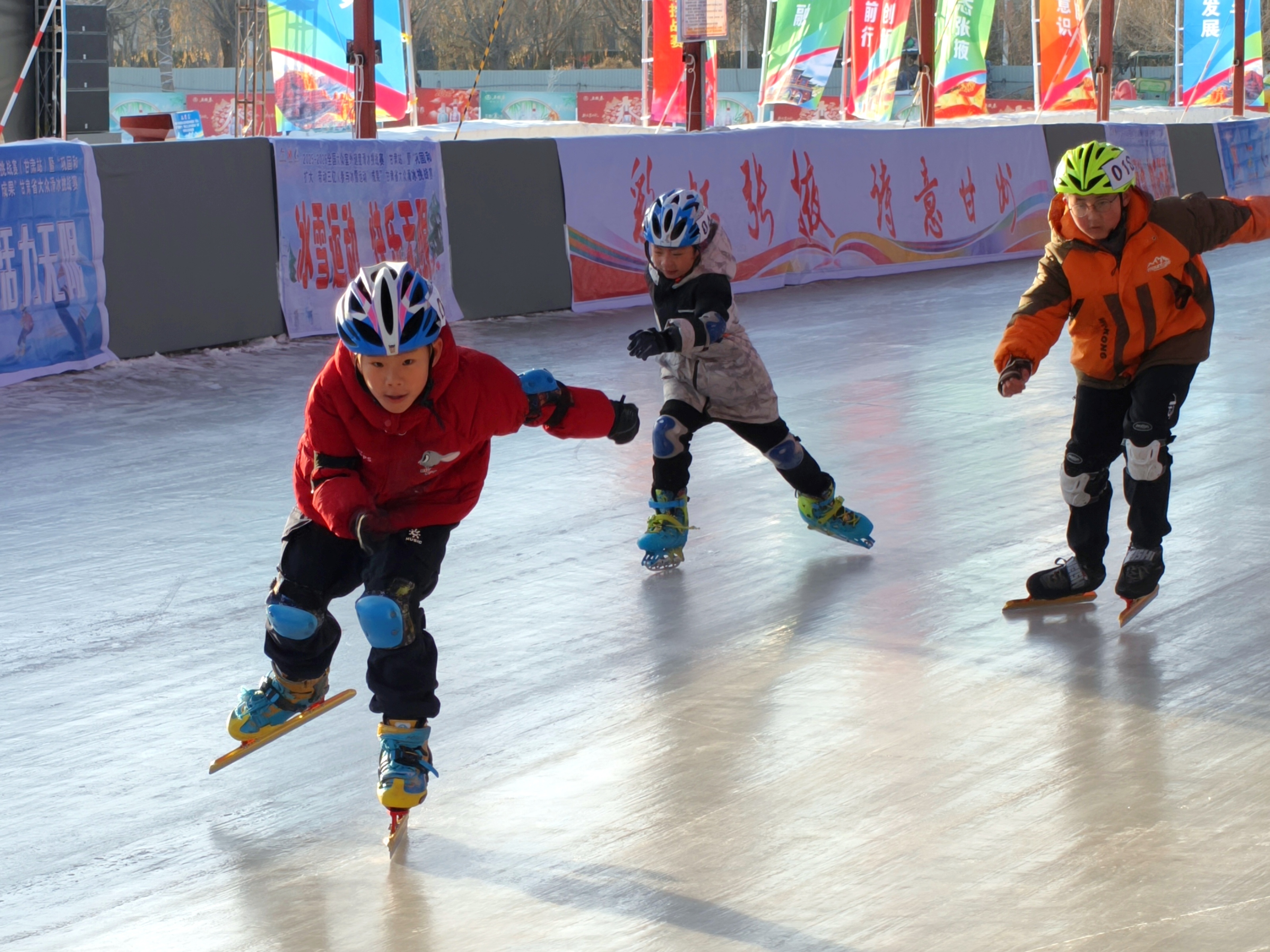 全国大众室外速度滑冰挑战赛