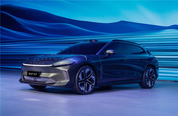 突破2700万辆！2025年中国车企全球销量首超日本