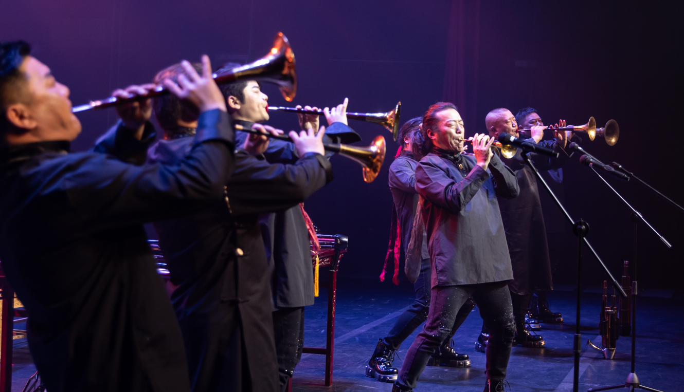 国家级非遗“周家班”深圳首演 千年唢呐奏响“活态传承”新声