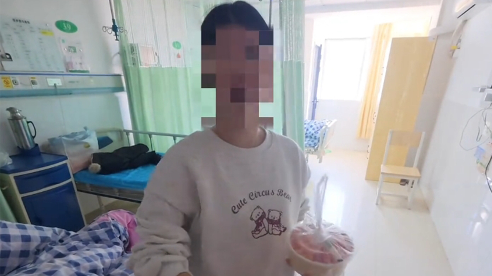 8.9元“拼好饭”加价到15元卖给病人？女子医院点餐疑遭中间商赚差价