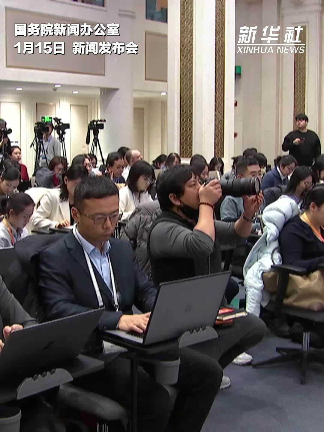 央行宣布下调各类结构性货币政策工具利率0.25个百分点