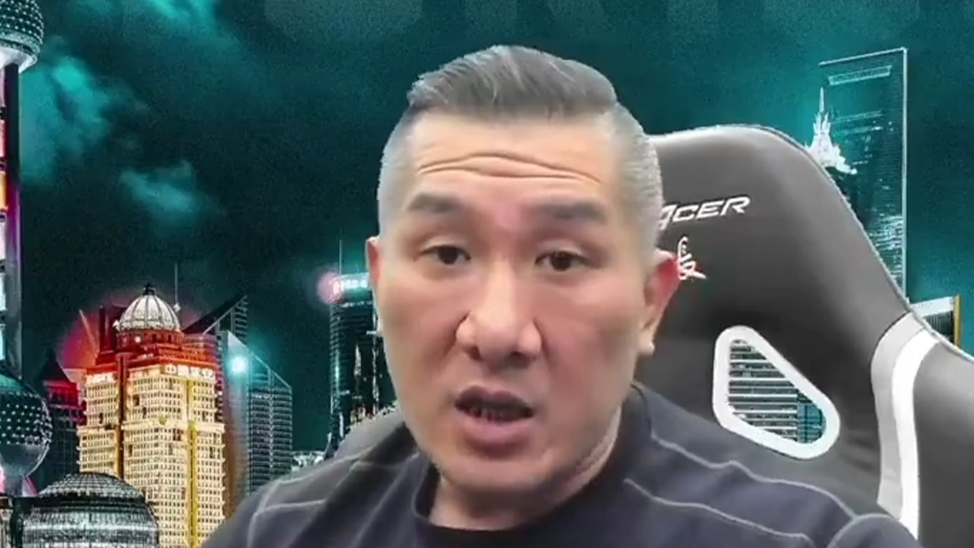 台湾网红馆长因直播中称“斩赖清德狗头”被起诉，国台办回应