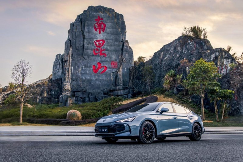 15万级轿跑“满配”天花板！MG7 2026款上市，限时补贴直击底价