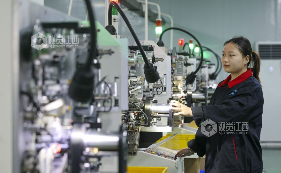 瑞昌市积极落实各项惠企政策，持续加大对民营企业的帮扶支持力度。摄影：魏东升