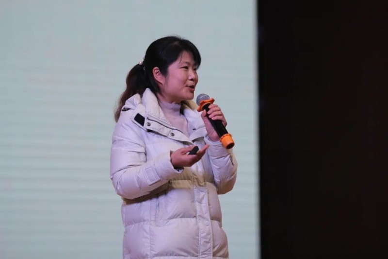 协同外语学校家长成长学院关注心理健康：读懂孩子的情绪世界