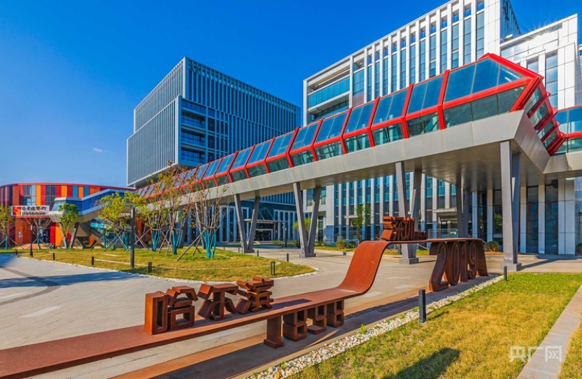 深哈产业园（央广网发 张本盛 摄）