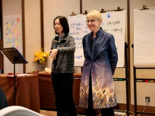 点亮教育的光：埃里克森玛丽莲博士教练型教师课程圆满落幕！