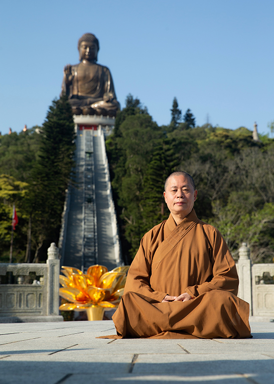 净因法师与他的“维港莲境”：一首诗，一生缘，一座寺的莲花梦
