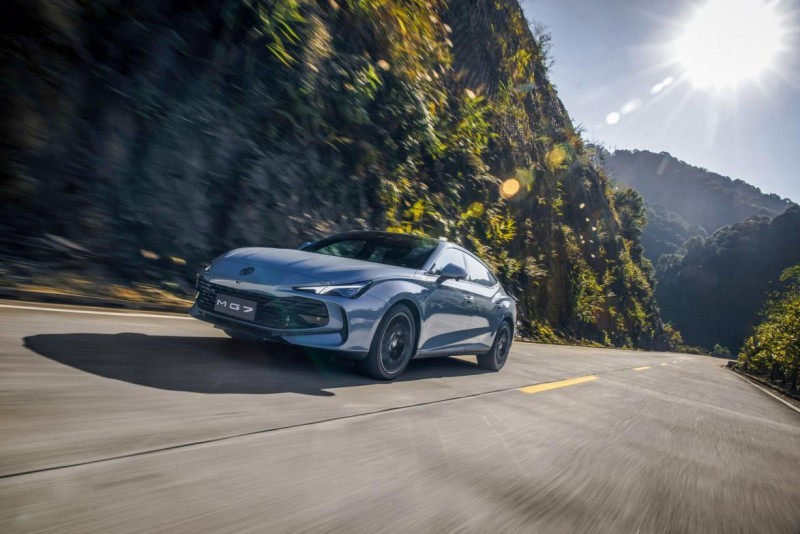 年轻人的轿跑自由！MG7 2026款上市，11.69万起解锁全系豪华配置