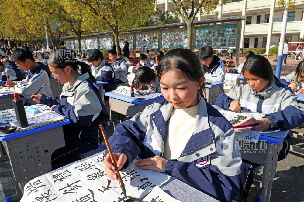 江西泰和：阳光大课间 活力满校园（图）