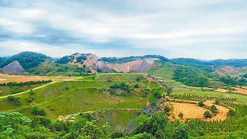 萍乡废弃矿山项目部分区域修复前