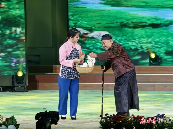 评剧《刘巧儿》选段