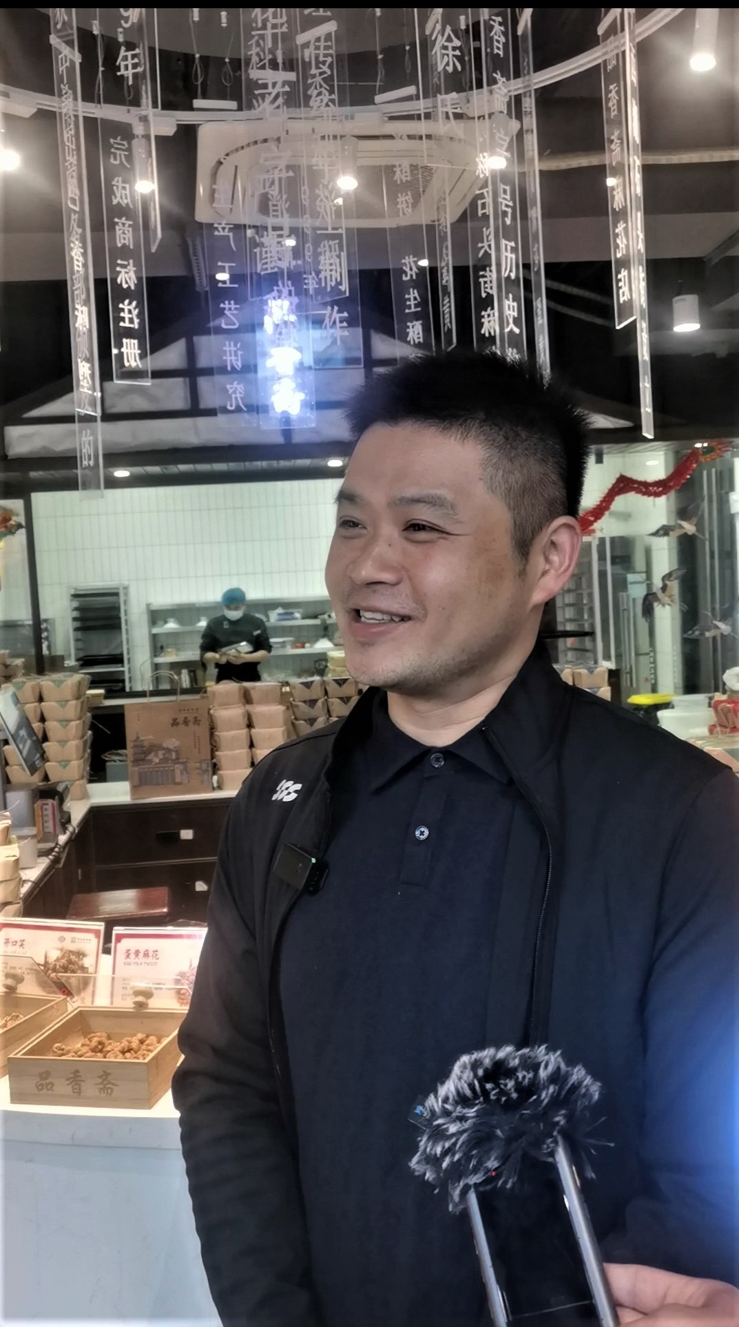 两年时间，黄冰冰把在本土市场消失的中华老字号“品香斋”拓展到13家门店。摄影：左阳天