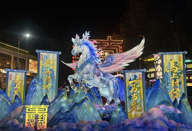 万寿宫历史文化街区的马年花灯