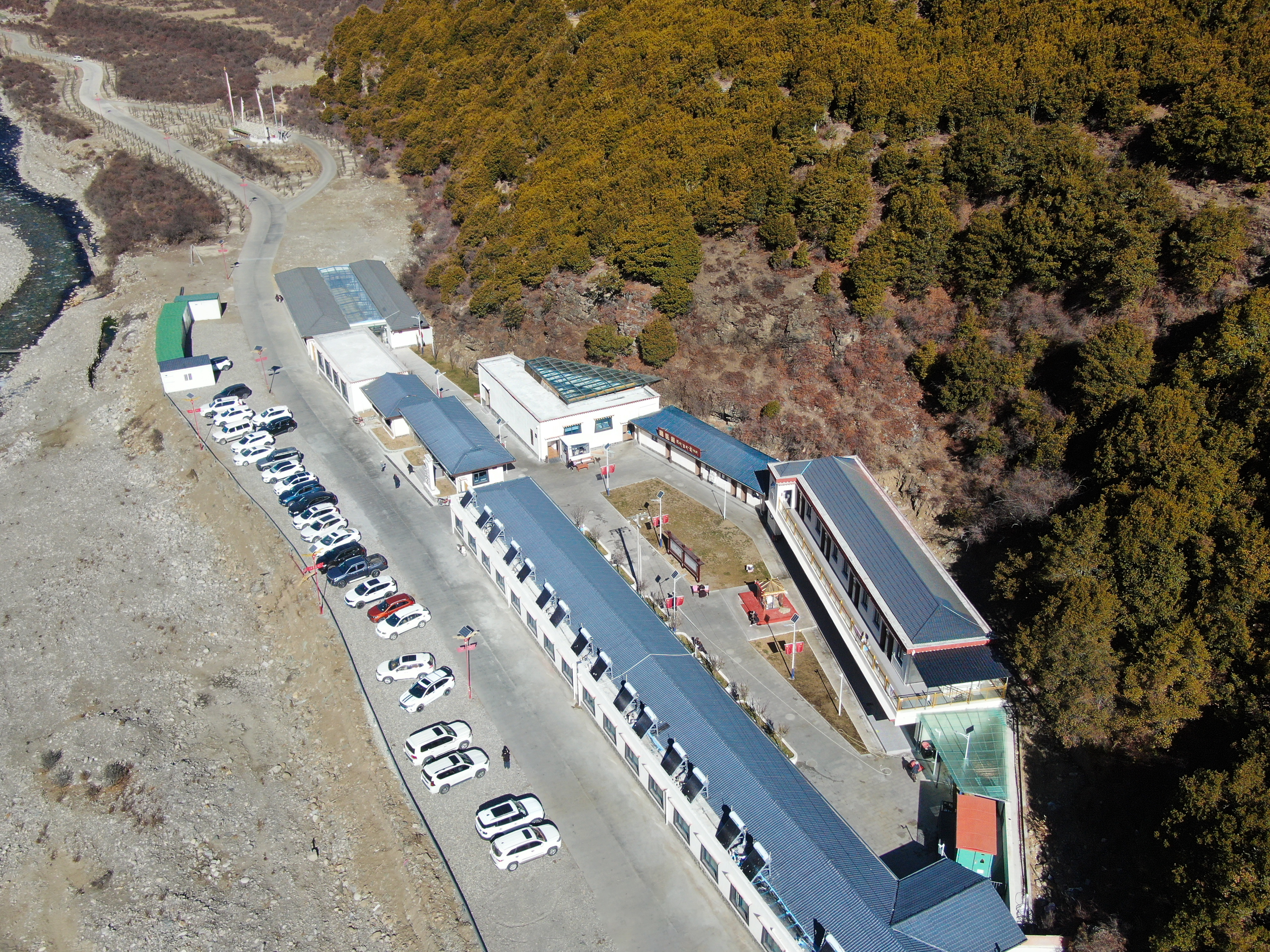 念朗温泉整体图