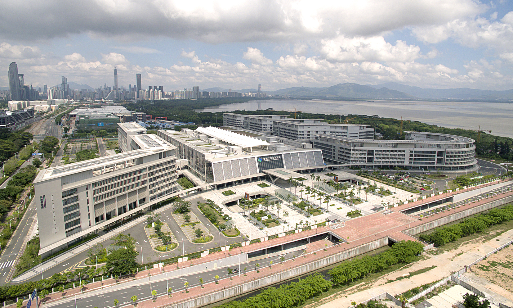 香港大学深圳医院
