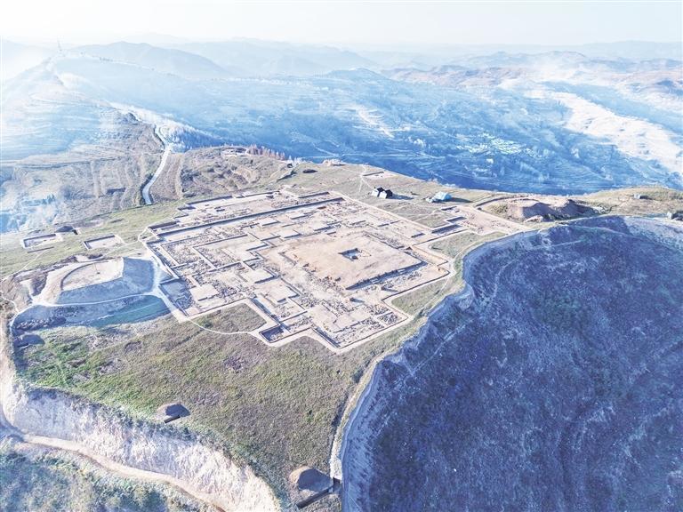 礼县四角坪遗址远景