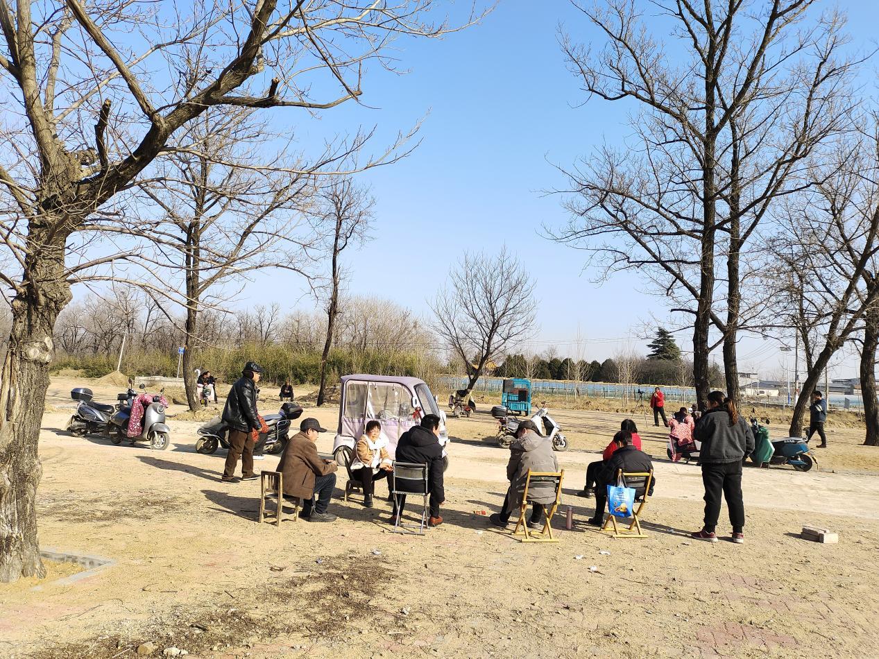 優美的環境吸引附近群眾前來游玩。（魯山縣委宣傳部供圖）